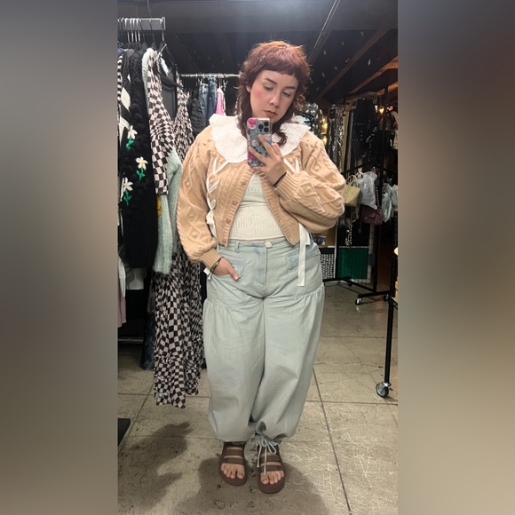 80B. Eyelet Collar Cable Knit Cardigan - Rose - Picture 11 of 12